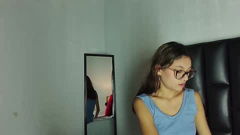 tatiana_mendoza online show from February 26, 2025, 2:14 pm