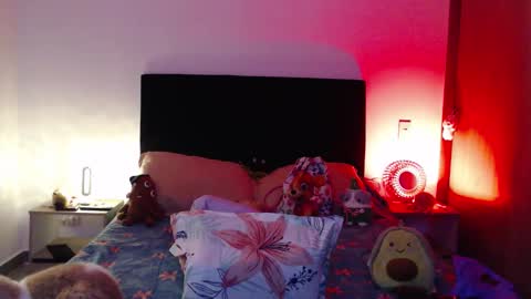 tatiana_monteros online show from April 21, 2026, 9:37 am