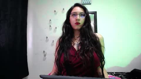 tatiana online show from January 25, 2025, 9:04 pm