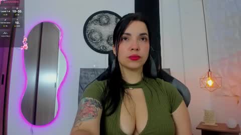 Tatiana SC online show from January 6, 2026, 1:26 pm