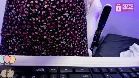 i am tatiana  online show from November 5, 2025, 12:38 pm