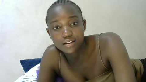 tatianadolll online show from November 16, 2025, 8:14 pm