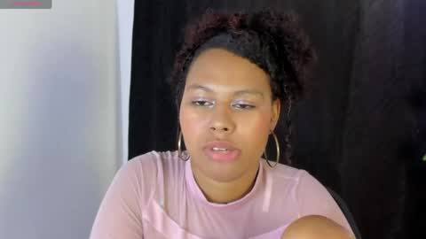 tatianasquirthot online show from April 24, 2026, 9:17 pm