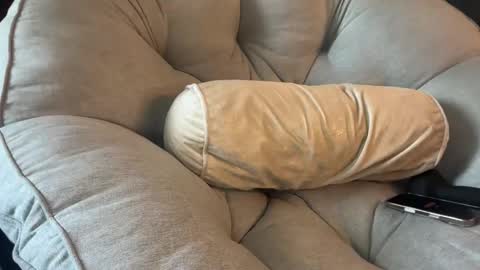 Tatianna Marie online show from November 21, 2025, 4:49 pm