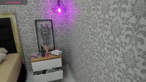 T A T I  online show from March 11, 2025, 12:28 pm