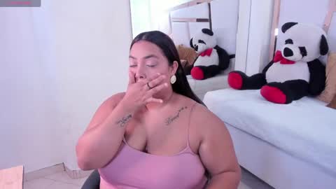 Snapshot of tatikanyx chatting on April 30, 2026, 12:11 pm tatikanyx online show from April 30, 2026, 12:11 pm