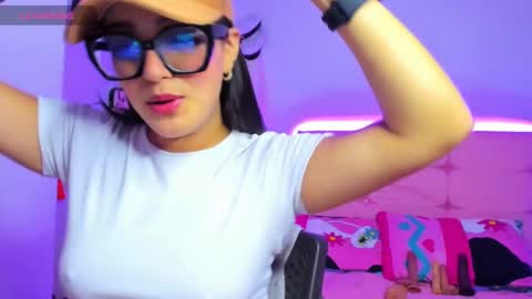 Tatiss online show from December 13, 2024, 1:37 am