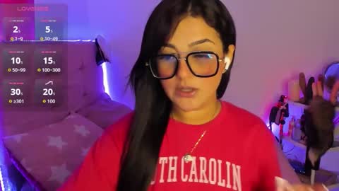 Tatiss online show from October 29, 2025, 3:58 pm