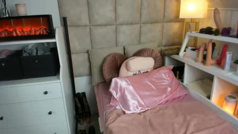 tatjana_official online show from February 9, 2025, 7:16 am