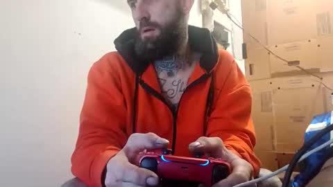 tattoo3333 online show from November 3, 2025, 10:27 am