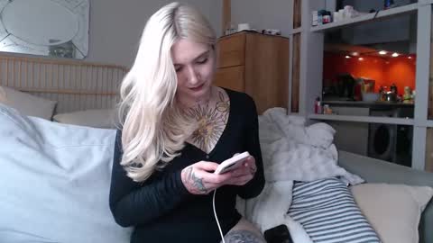 tattoobbgirl online show from February 24, 2025, 2:58 pm
