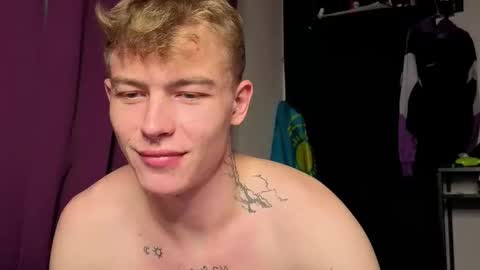 Alex but u can call me Theo online show from September 27, 2025, 4:17 am