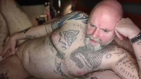 Tattooeddilf 01 online show from January 21, 2025, 10:19 pm