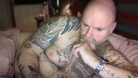Tattooeddilf 01 online show from January 22, 2025, 1:20 am