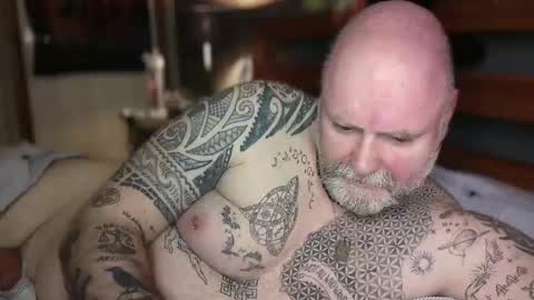 Tattooeddilf 01 online show from March 13, 2026, 9:54 pm