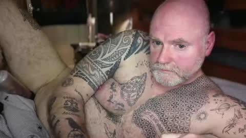 Tattooeddilf 01 online show from April 23, 2026, 10:56 pm
