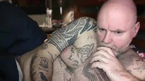 Snapshot of tattooeddilf01 chatting on April 28, 2026, 10:48 pm Tattooeddilf 01 online show from April 28, 2026, 10:48 pm