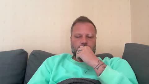 tattoomanforgirls online show from March 31, 2026, 10:26 am