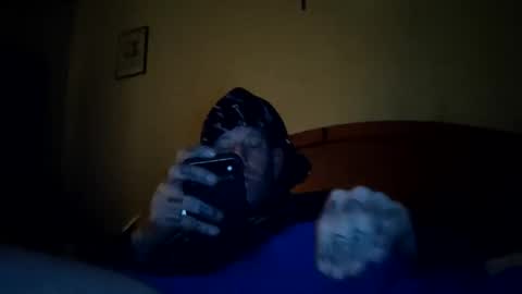 Snapshot of tattoosnsmoke1111 chatting on December 3, 2025, 8:40 pm tattoosnsmoke1111 online show from December 3, 2025, 8:40 pm