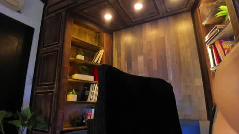 Tatty online show from February 2, 2025, 10:28 pm