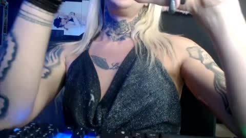 Snapshot of tatuada_safada chatting on July 12, 2026, 11:51 pm tatuada_safada online show from July 12, 2026, 11:51 pm