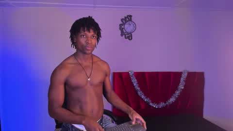 tau_montes online show from November 21, 2025, 11:36 pm