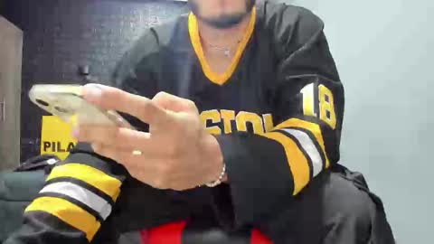  T A U R U S  online show from October 10, 2025, 11:31 am