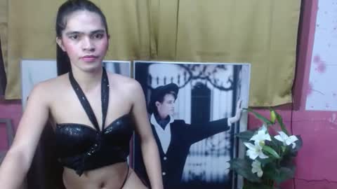 tay_rha online show from November 2, 2025, 12:18 pm