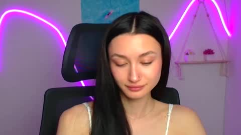 Taya online show from May 6, 2026, 5:57 am