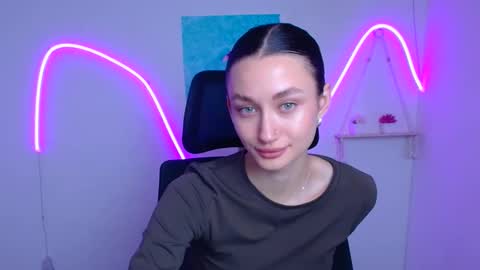 Taya online show from May 14, 2026, 5:58 am