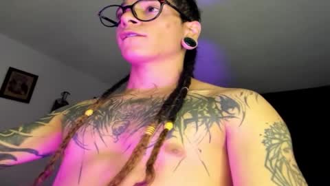 Snapshot of tayhlorstronghold chatting on February 1, 2026, 11:09 am online show from February 1, 2026, 11:09 am