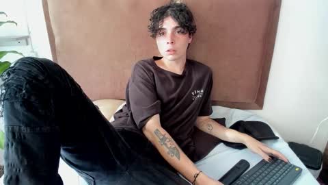     online show from February 4, 2026, 9:20 pm