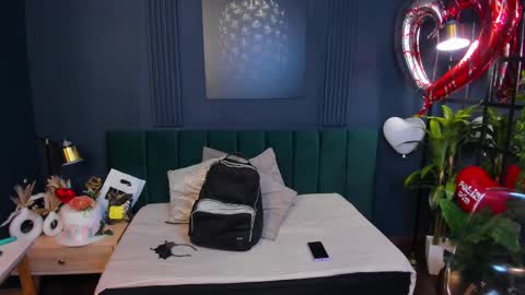 Taylor Bennet online show from February 19, 2025, 12:11 pm