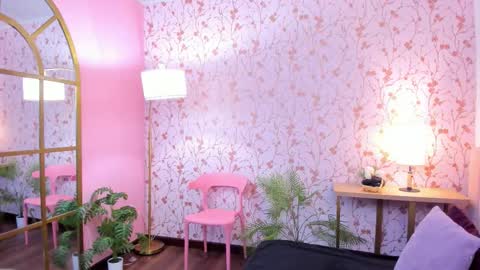 Taylor Bennet online show from January 13, 2026, 11:48 am