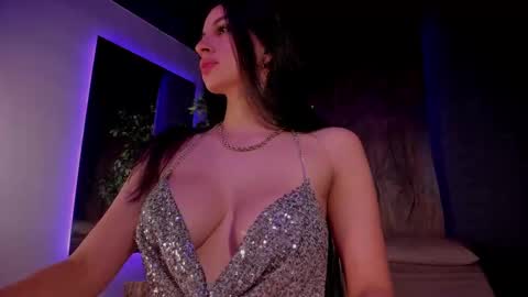 Taylor  Help me to get 100 thumbs up online show from February 11, 2025, 3:51 pm