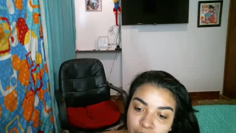 Snapshot of taylor_meghan chatting on May 21, 2026, 8:38 pm Taylor and Meghan online show from May 21, 2026, 8:38 pm