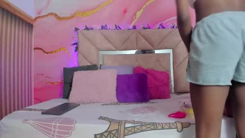 Oriana online show from November 26, 2025, 11:00 am