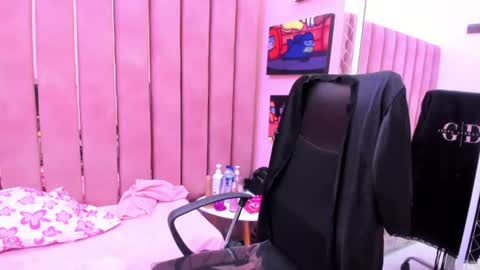 Snapshot of taylorbigass chatting on July 20, 2026, 2:59 am taylorbigass online show from July 20, 2026, 2:59 am