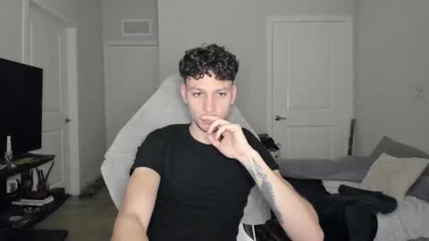 taylorcamz online show from April 3, 2026, 3:37 am