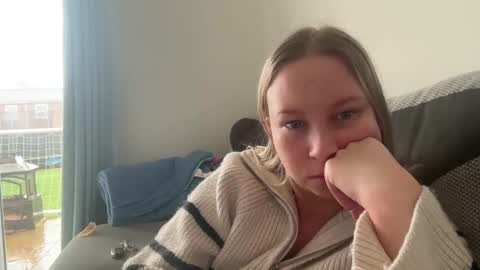 taylorlovett online show from February 24, 2025, 10:37 am