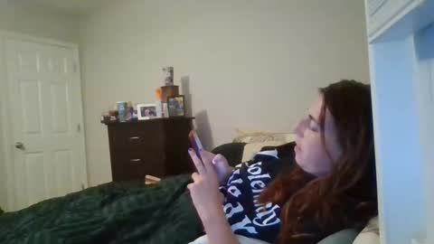 taylorslay online show from June 6, 2026, 1:11 am
