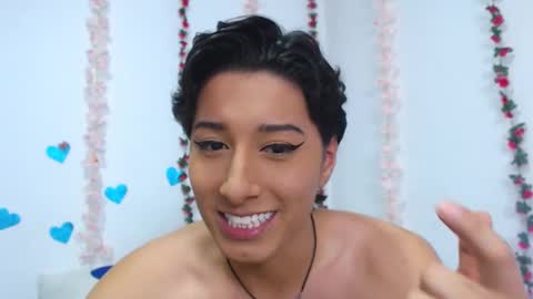 Taylorsweet1111 online show from November 9, 2025, 2:10 am