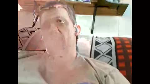 Snapshot of tbaxter95187 chatting on May 27, 2026, 4:15 pm tbaxter95187 online show from May 27, 2026, 4:15 pm