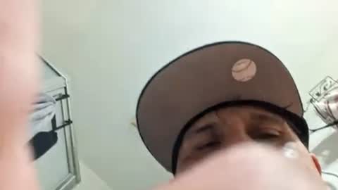 Luis online show from July 28, 2026, 5:03 am