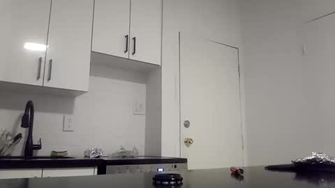 Snapshot of te3jani chatting on December 17, 2025, 2:45 pm te3jani online show from December 17, 2025, 2:45 pm