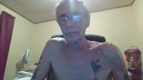Snapshot of teak4u chatting on May 27, 2026, 1:57 am Teak online show from May 27, 2026, 1:57 am