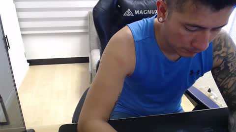 DYNAMITE DUO69 online show from February 11, 2026, 12:54 pm