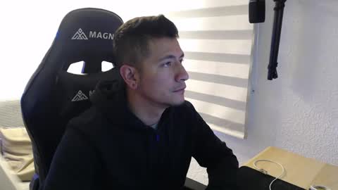 DYNAMITE DUO69 online show from April 21, 2026, 12:00 pm