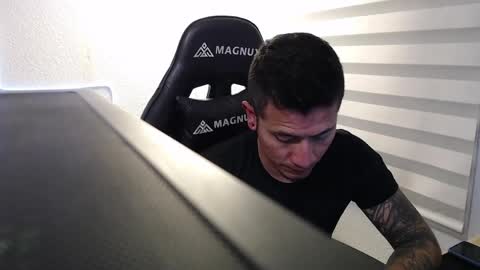 DYNAMITE DUO69 online show from April 23, 2026, 11:53 am