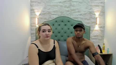Marco y Luna  online show from June 7, 2026, 12:09 pm